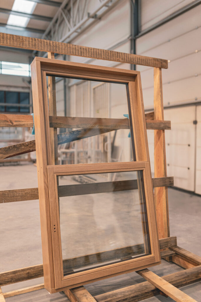 Simulated Double Hung